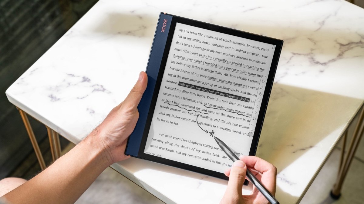 boox note 10.3-inch E-ink display